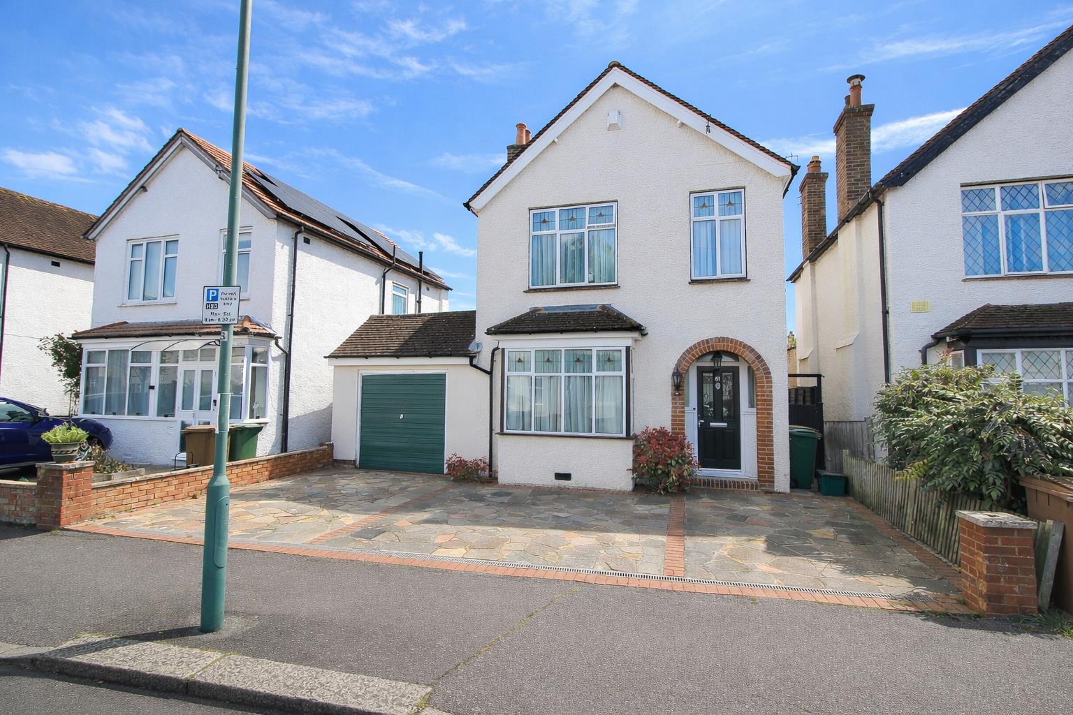 3 bed property in Senga Road, Wallington